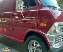 1974 Ford Econoline E-100 Super Van 302 v8