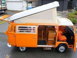 1974 Volkswagen Bus Vanagon Westfalia Camper Pop-Top