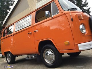 1974 Volkswagen Bus Vanagon Westfalia Camper Pop-Top