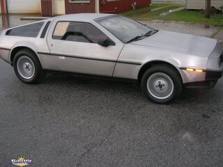 1981 DeLorean DMC-12 GRAY LEATHER