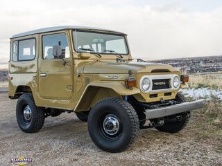1977 Toyota Land Cruiser FJ40 Hard Top