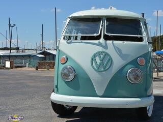 1967 Volkswagen Bus Vanagon Type 2-7 Window Splittie