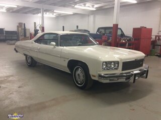 1975 Chevrolet Caprice Classic Convertible V-8 White