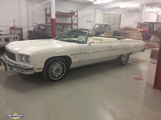 1975 Chevrolet Caprice Classic Convertible V-8 White