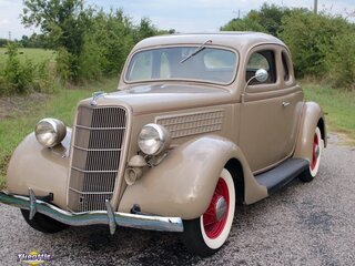 1935 Ford 5 Window Coupe