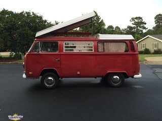 1972 Volkswagen Bus Vanagon Red