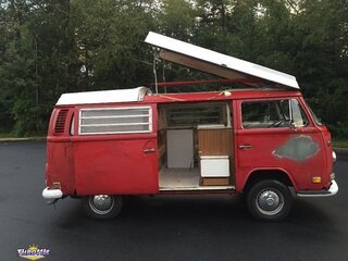 1972 Volkswagen Bus Vanagon Red