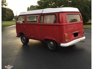 1972 Volkswagen Bus Vanagon Red