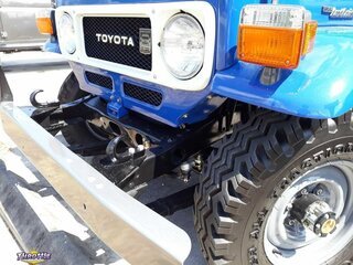 1983 Toyota Land Cruiser FJ40 4X4 Gasoline 2F Engine