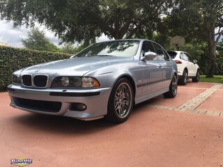 2000 BMW M5
