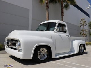 1955 Ford F-100 White V8