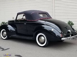 1939 Ford Deluxe Convertible Black