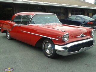 1957 Oldsmobile Starfire Super 88 Hardtop