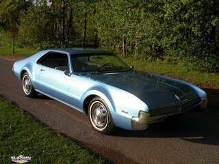 1967 Oldsmobile Toronado Deluxe