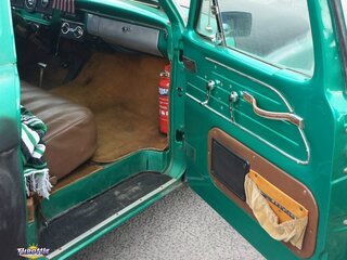 1961 Ford F-100 v8 Hot Rod