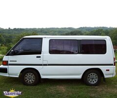 1989 Mitsubishi Van L300 Delica Star Wagon