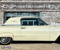 1966 Ford Thunderbird White
