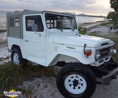 1983 Toyota Land Cruiser FJ40 Convertible