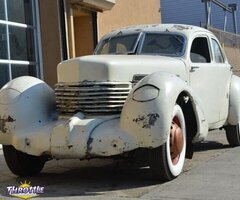 1937 Cord 812SC Sedan Beverly Bussle Back