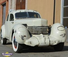 1937 Cord 812SC Sedan Beverly Bussle Back