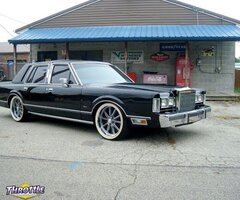 1988 Lincoln Continental Town Car 4D
